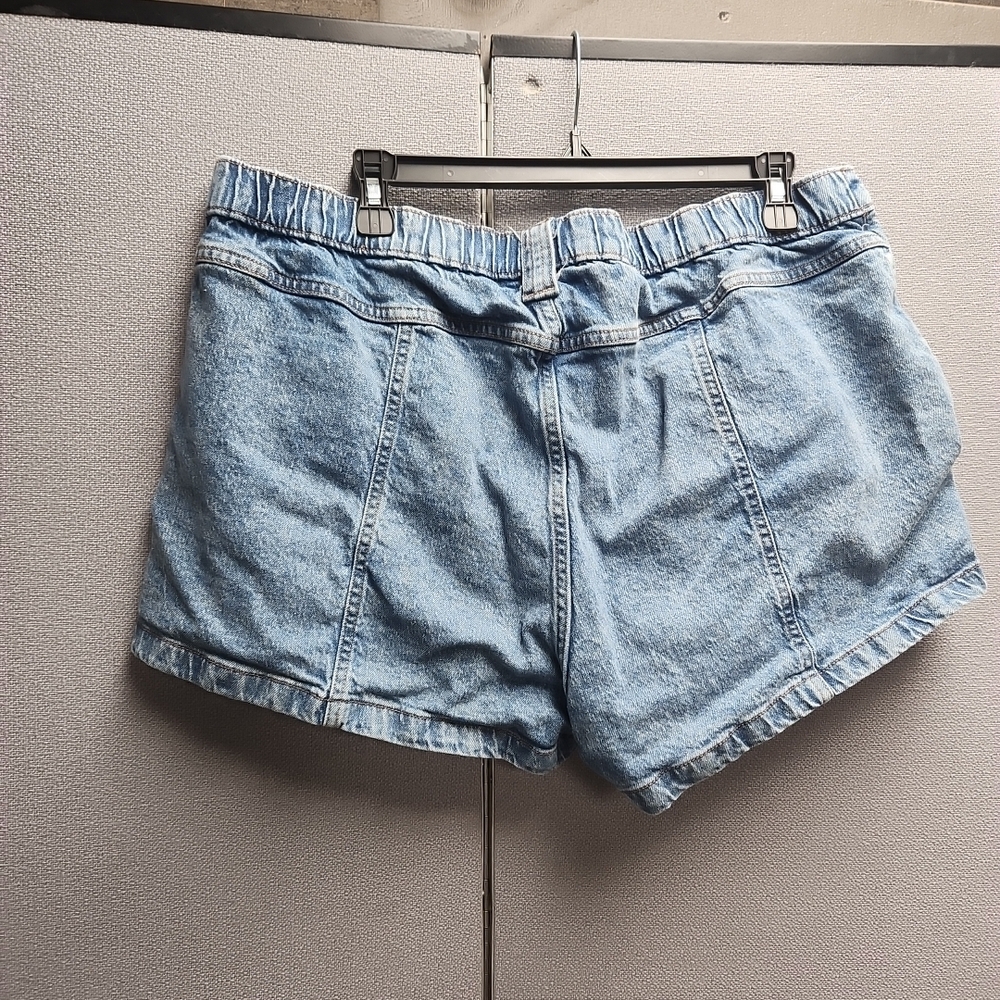 Wild Fable Light Blue Jean Shorts - Picture 2 of 4